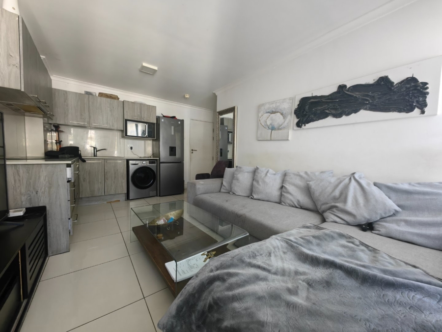 2 Bedroom Property for Sale in Zonnebloem Western Cape